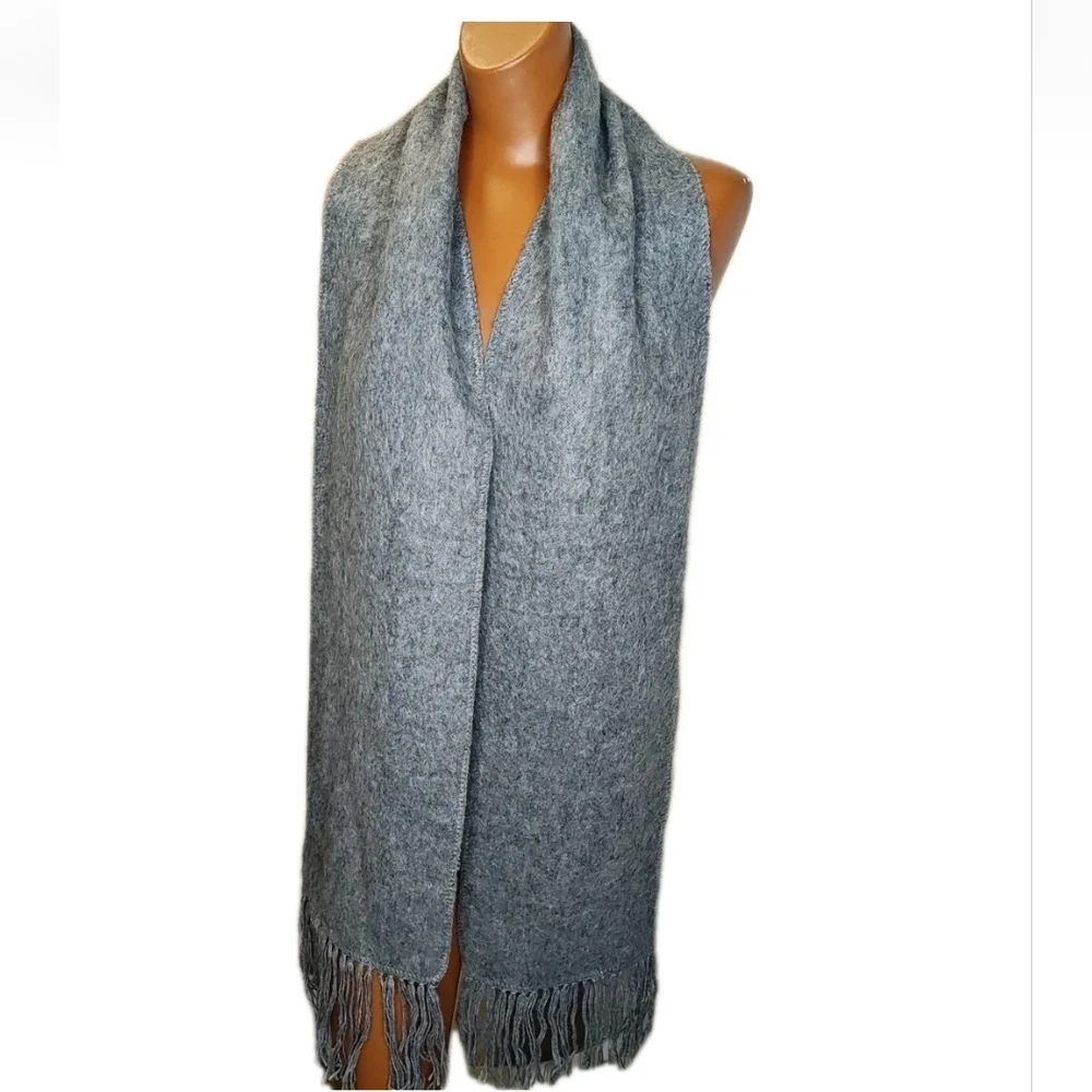 Alpaca Lot Artesian Jose Cotacachi Gray Fringed Scarf  Peru Blue USA Boot Socks